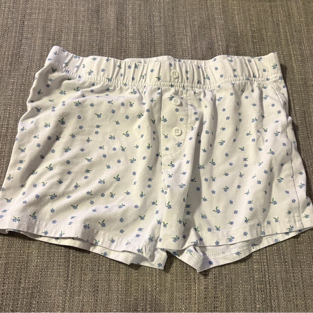 White Floral Pajama Lounge Shorts – Cottagecore Sleepwear – Elastic Waist
